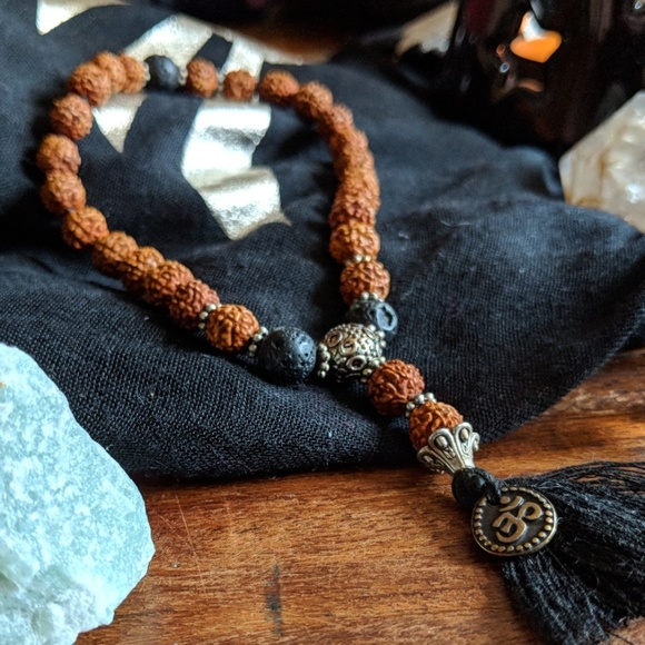 Mala Bracelet: Rudraksha & Lava Stone! - Picture 1 of 4